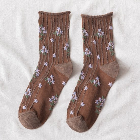 1 Pcs New Style Women\'s Small Floral Middle Tube Socks - Brown