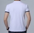 Camiseta casual de cuello de algodón de manga corta con corte entallado sólido para hombre